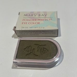 NWT Mary Kay Powder Perfect Eye Color - Olive